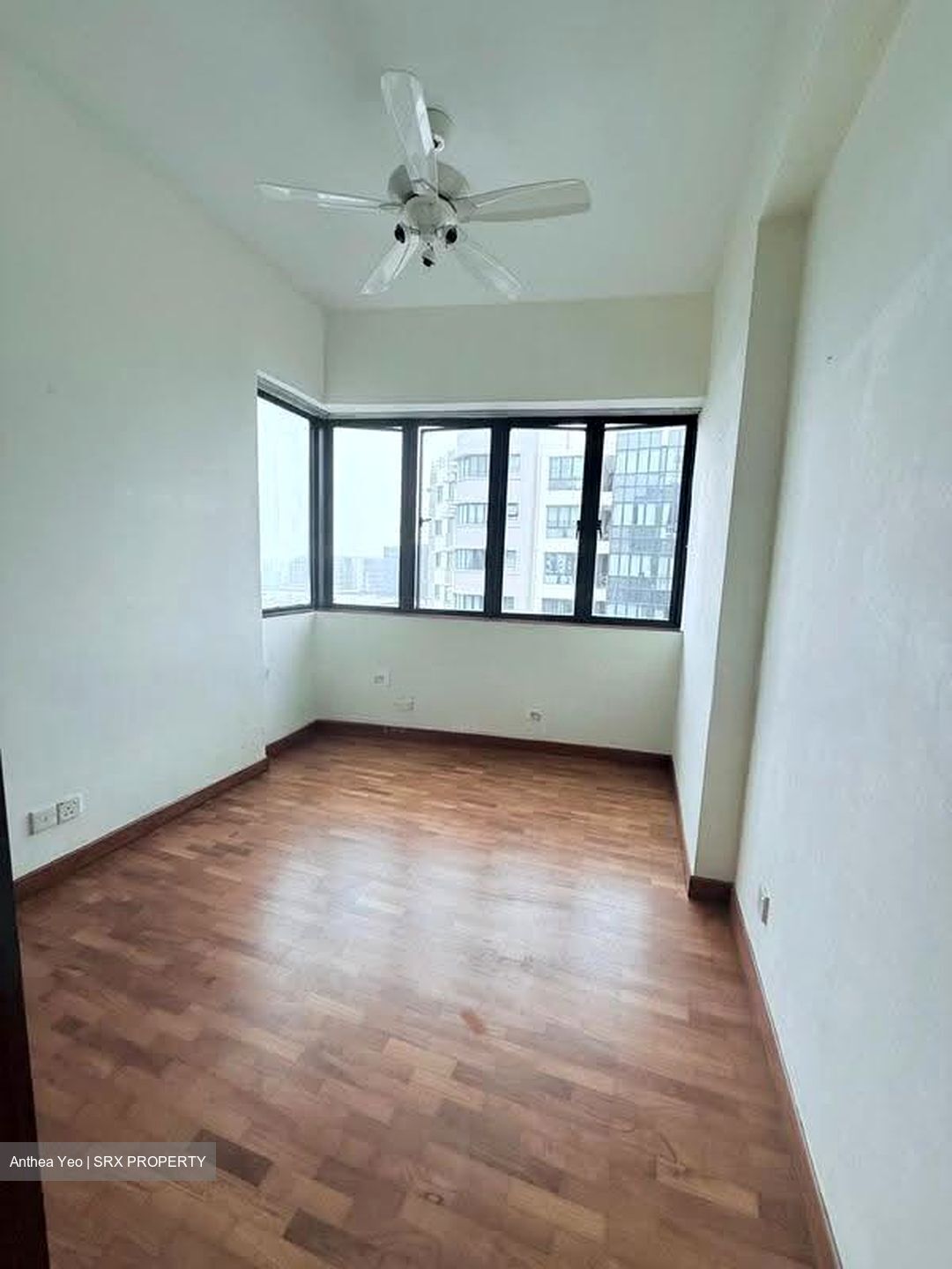 Simsville (D14), Condominium #628388051
